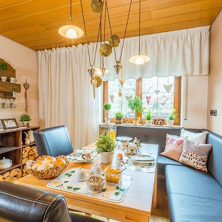 Privatzimmer Ulbricht/Foehr Friedrichshafen Ngoại thất bức ảnh