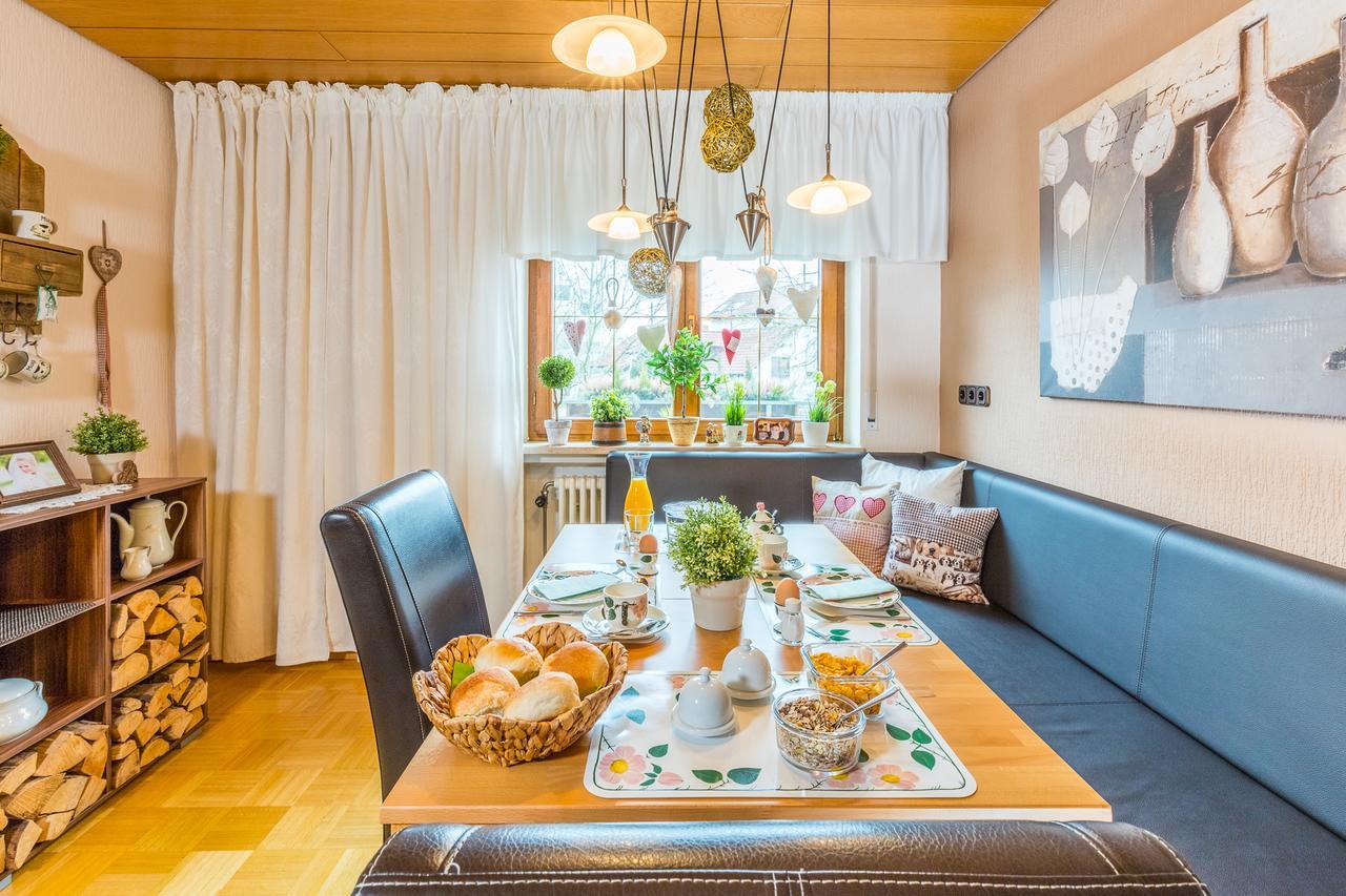Privatzimmer Ulbricht/Foehr Friedrichshafen Ngoại thất bức ảnh